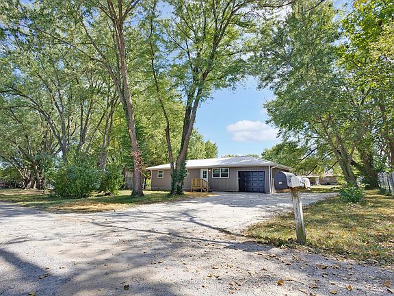 2nd image of 406 W Fairview Street