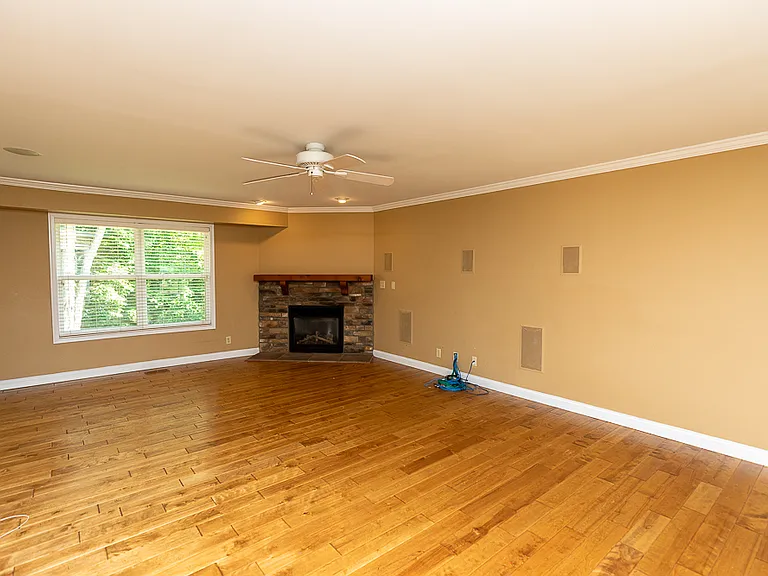 2059 Arbor Springs Blvd — Photo 3
