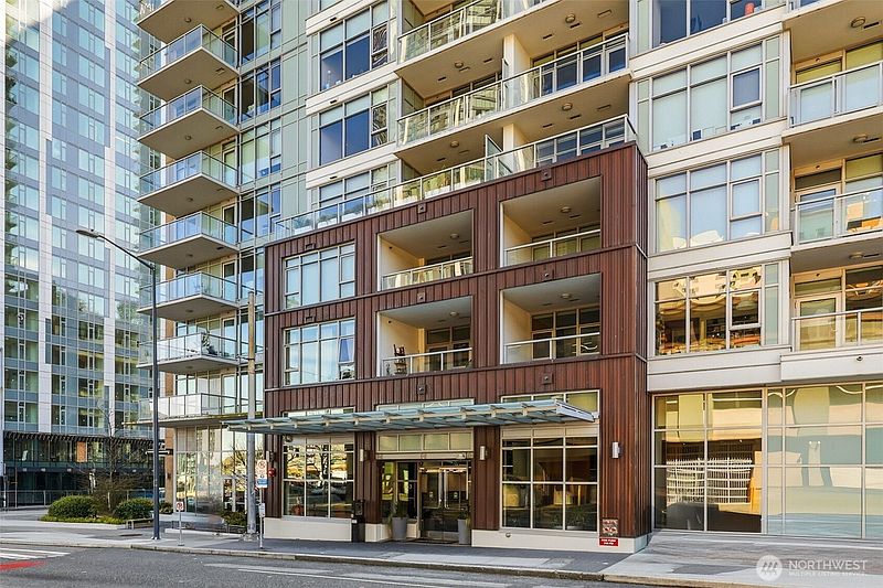 3rd image of 583 Battery Street #715N