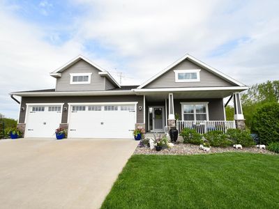 631 Nelson Dr, Wanamingo, MN, 55983