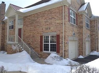 1259 Christine Ct, Vernon Hills, IL
