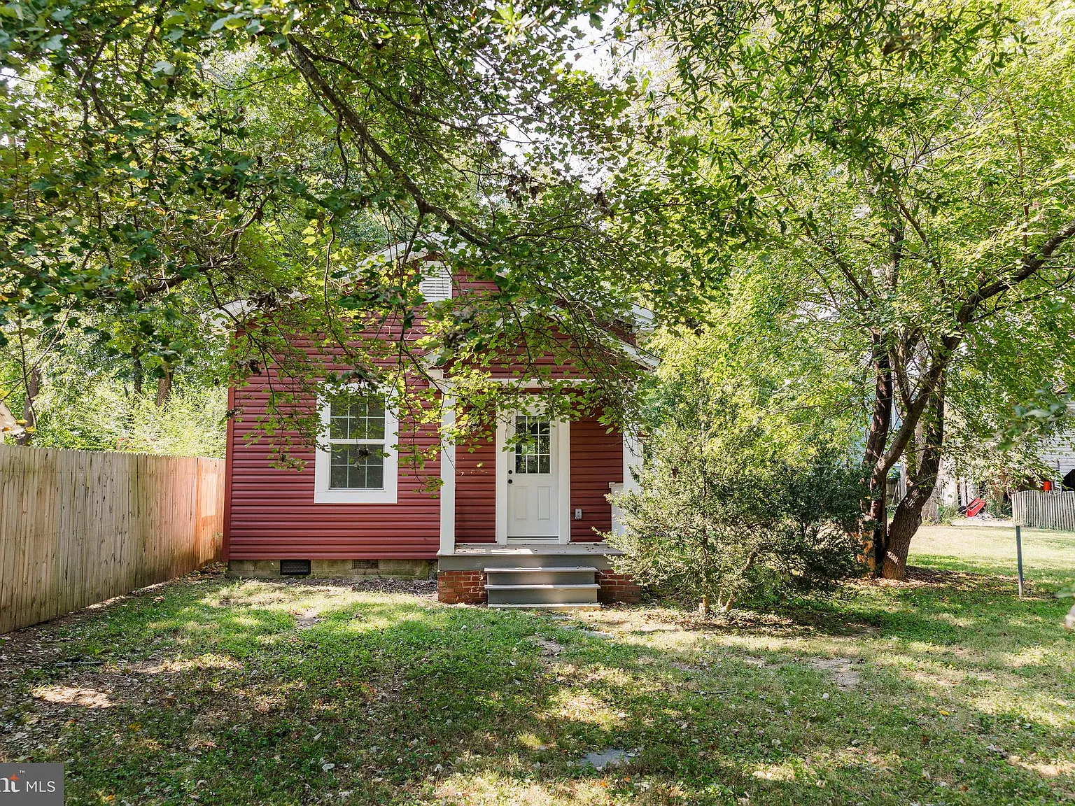 2 bed, 1.0 bath, 800 sqft, $1,450 — Photo 4