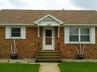 1207 W 6th St, Hastings, NE 68901