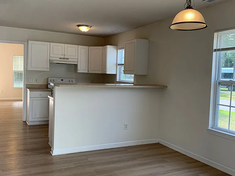 4011 Masonboro Loop Rd — Photo 11