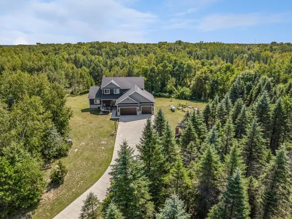 3468 349th Ave NW, Cambridge, MN 55008