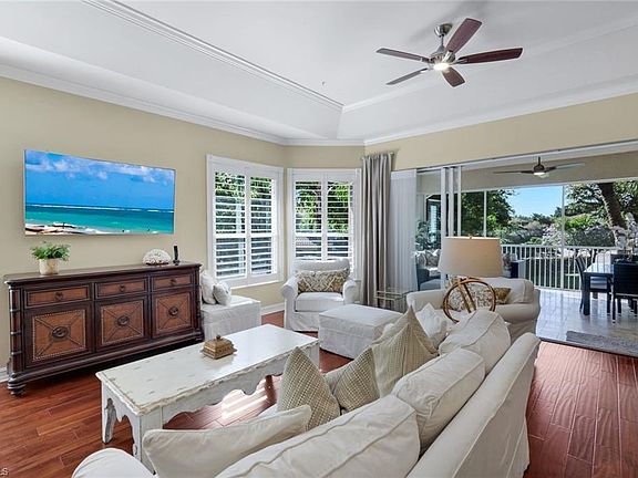 2nd image of 1840 Les Chateaux BLVD #4