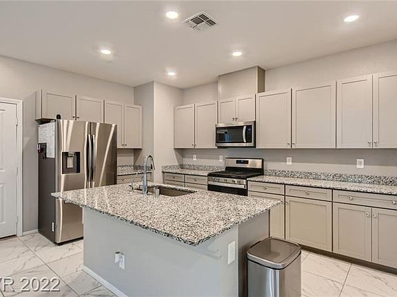 3rd image of 1123 Desert Dome Ave