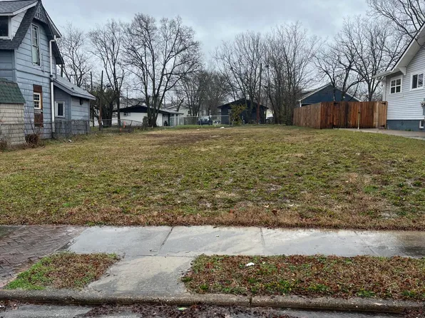 2103 E 12th St, Chattanooga, TN 37404