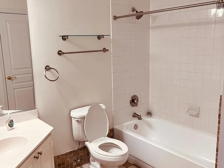 2204 Westcourt Ln #113 — Photo 9