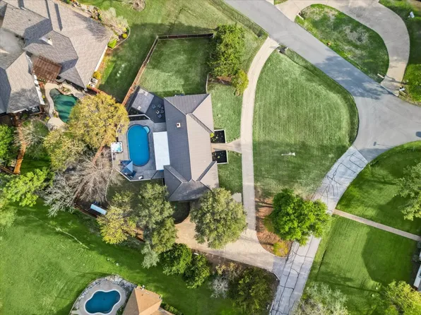 141 Shady Oaks Ln, Double Oak, TX 75077