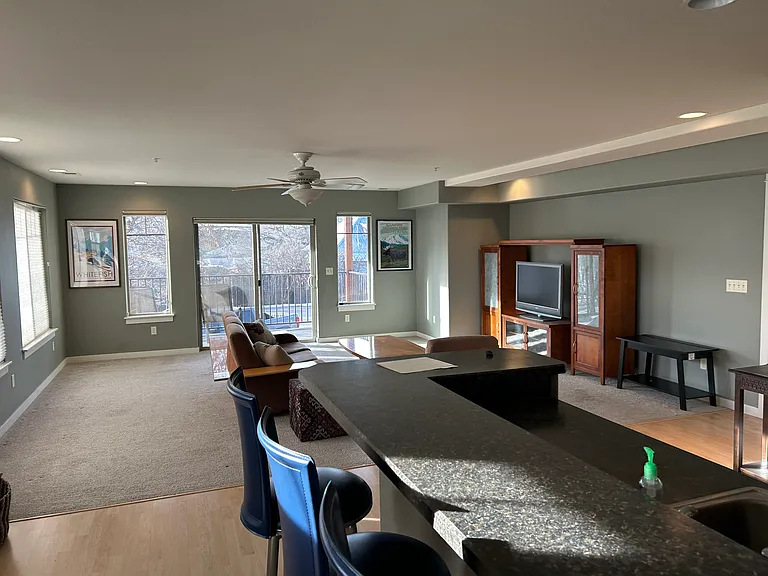 28 Colorado Ave #E — Photo 16