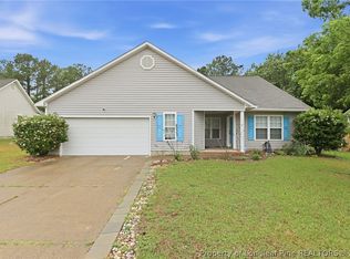 2628 Daniel Boone Ln, Hope Mills, NC 28348