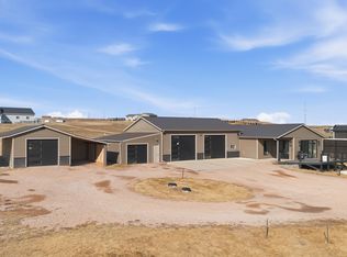 8106 Kimberwick Rd, Rapid City, SD 57703