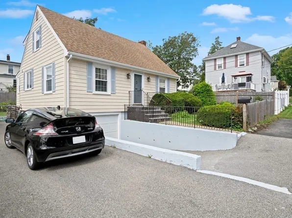 16 Spencer St, Braintree, MA 02184