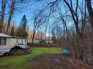 735 Round Top Rd, Athens, PA 18810