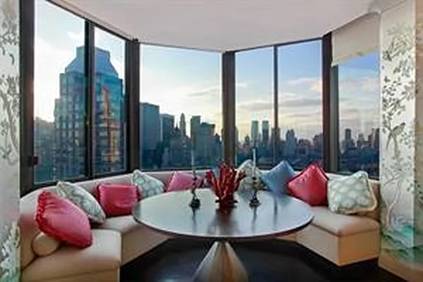 Sold by Corcoran | media 19