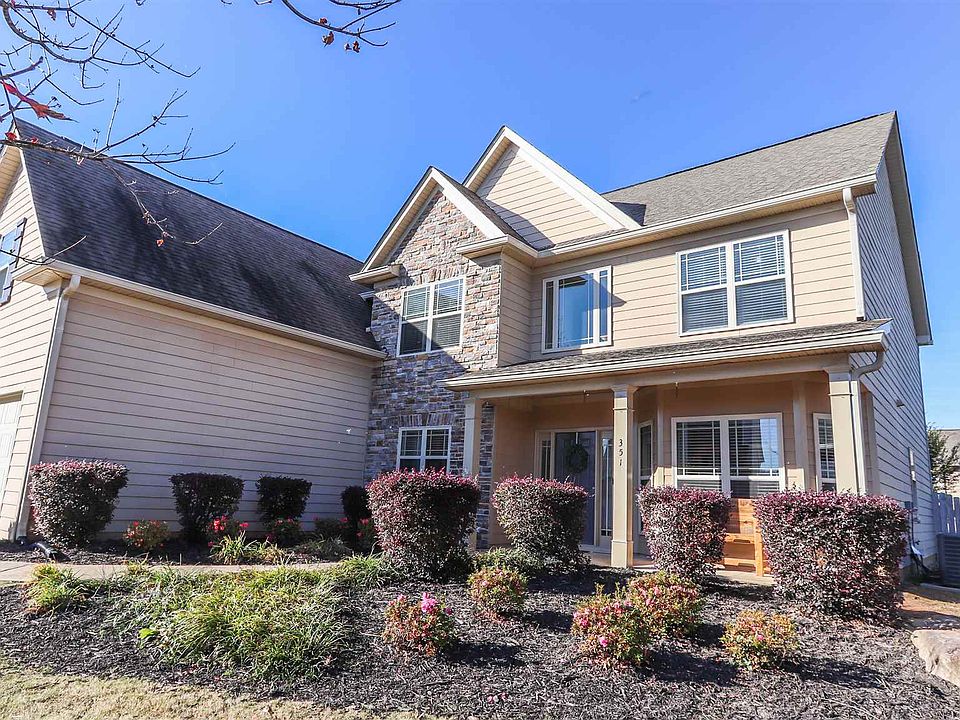 1st image of 351 Stillwood Dr #B23
