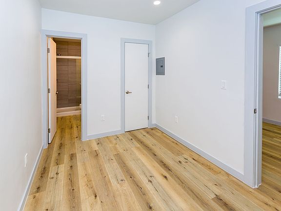 5th image of 1329-1331 Quintero St #1329