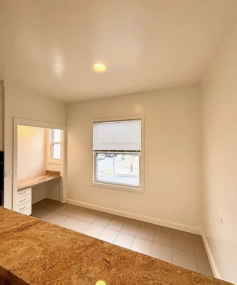 1695 Filbert St #5 — Photo 10