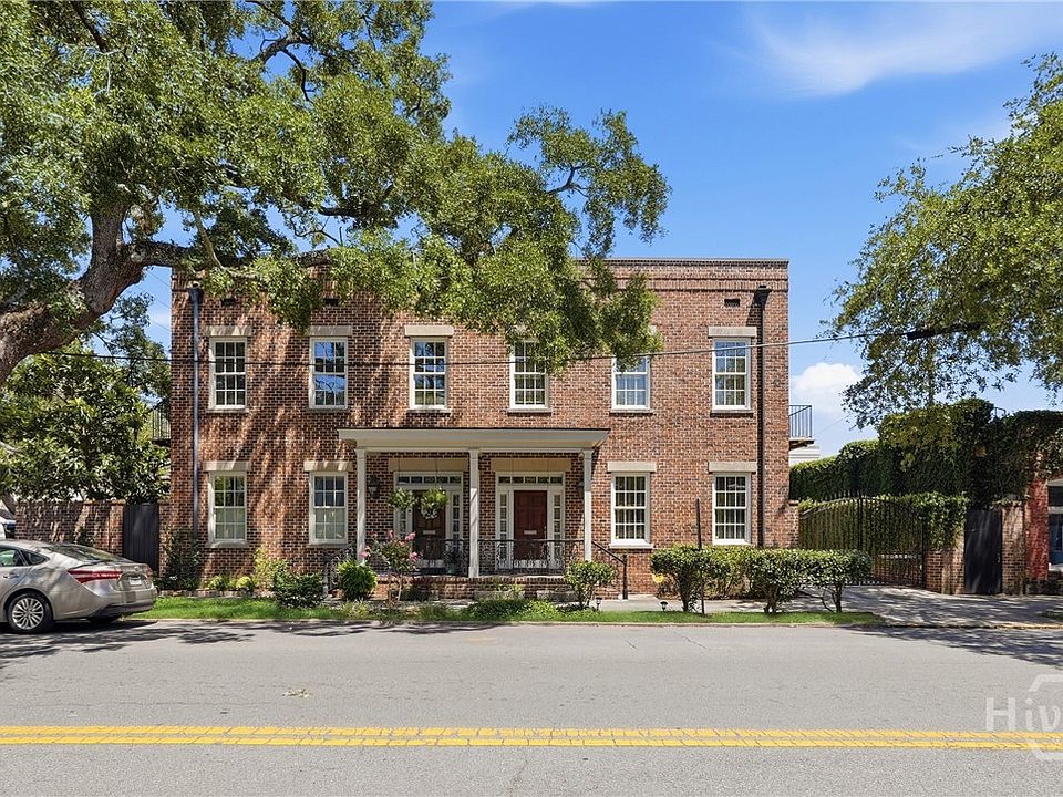 1st image of 464 Montgomery Street