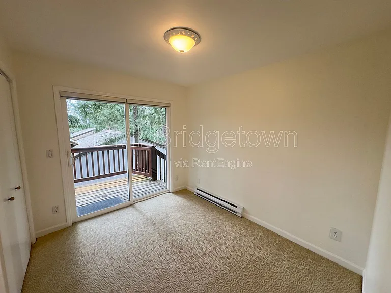 307 Cervantes Cir — Photo 15
