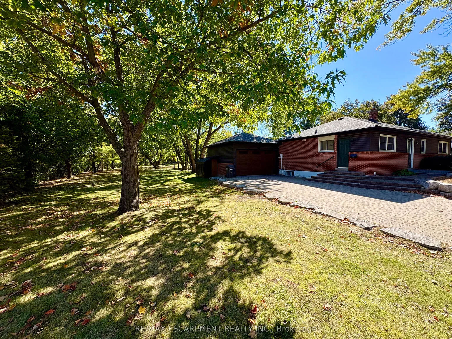 2 bed, $2,300 — Photo 2