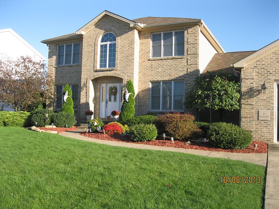 1st image of 21 Mohawk Dr