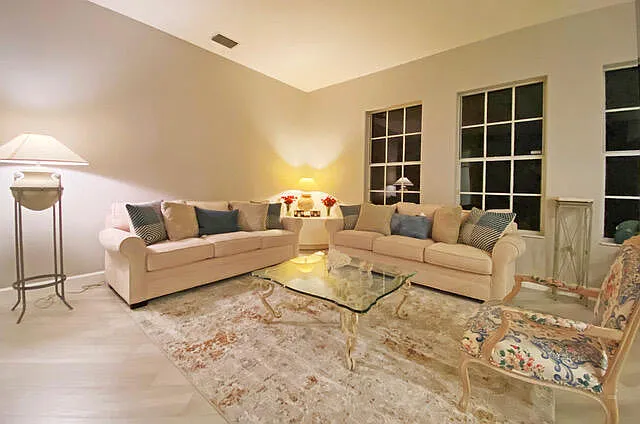 714 Pinehurst Way — Photo 10