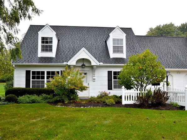 7492 Andrea Dr, Mentor, OH 44060