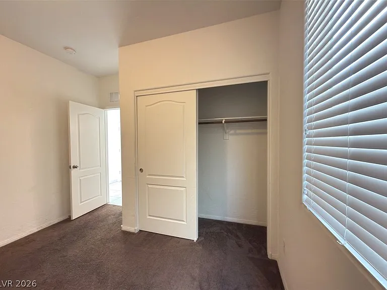 1074 Valley Light Ave — Photo 13