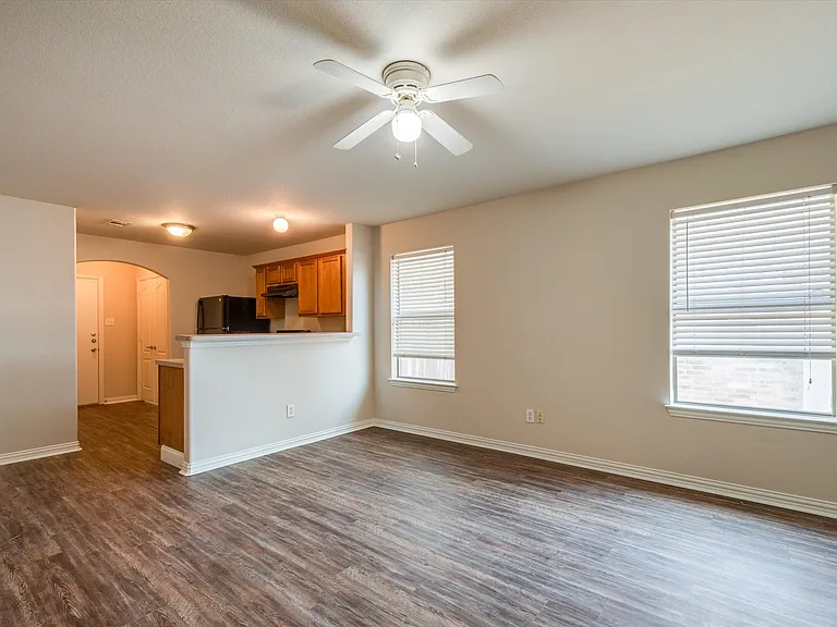121 Cliff Heights Cir — Photo 19