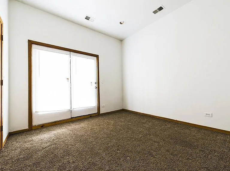 3108 W Polk St — Photo 5