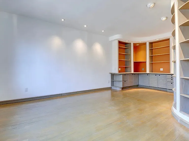 64-79 Alderton St #1 — Photo 7
