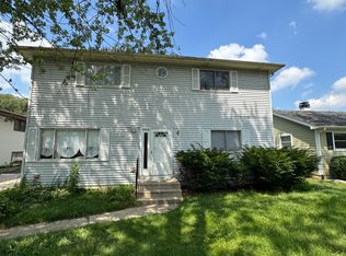 226 W Berkshire Ave, Lombard, IL