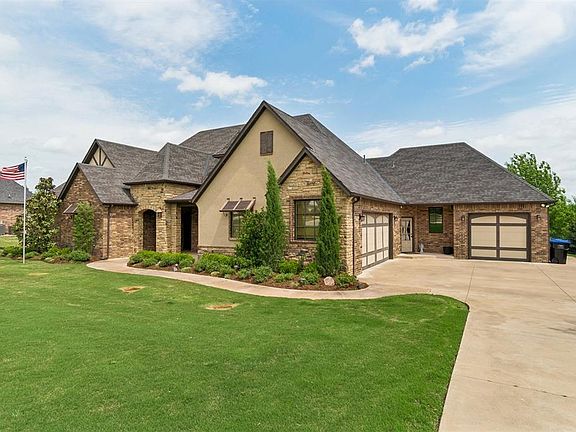 2nd image of 21484 S Sawtooth Cir