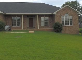 6490 Stratford Ln, Northport, AL 35473