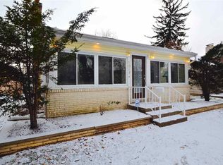 1017 Kensington Blvd, Fort Wayne, IN 46805