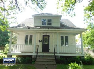 1114 S Webster Ave, Green Bay, WI 54301