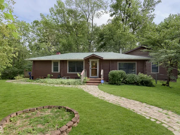 7981 Ashton Dr, Indianapolis, IN 46226