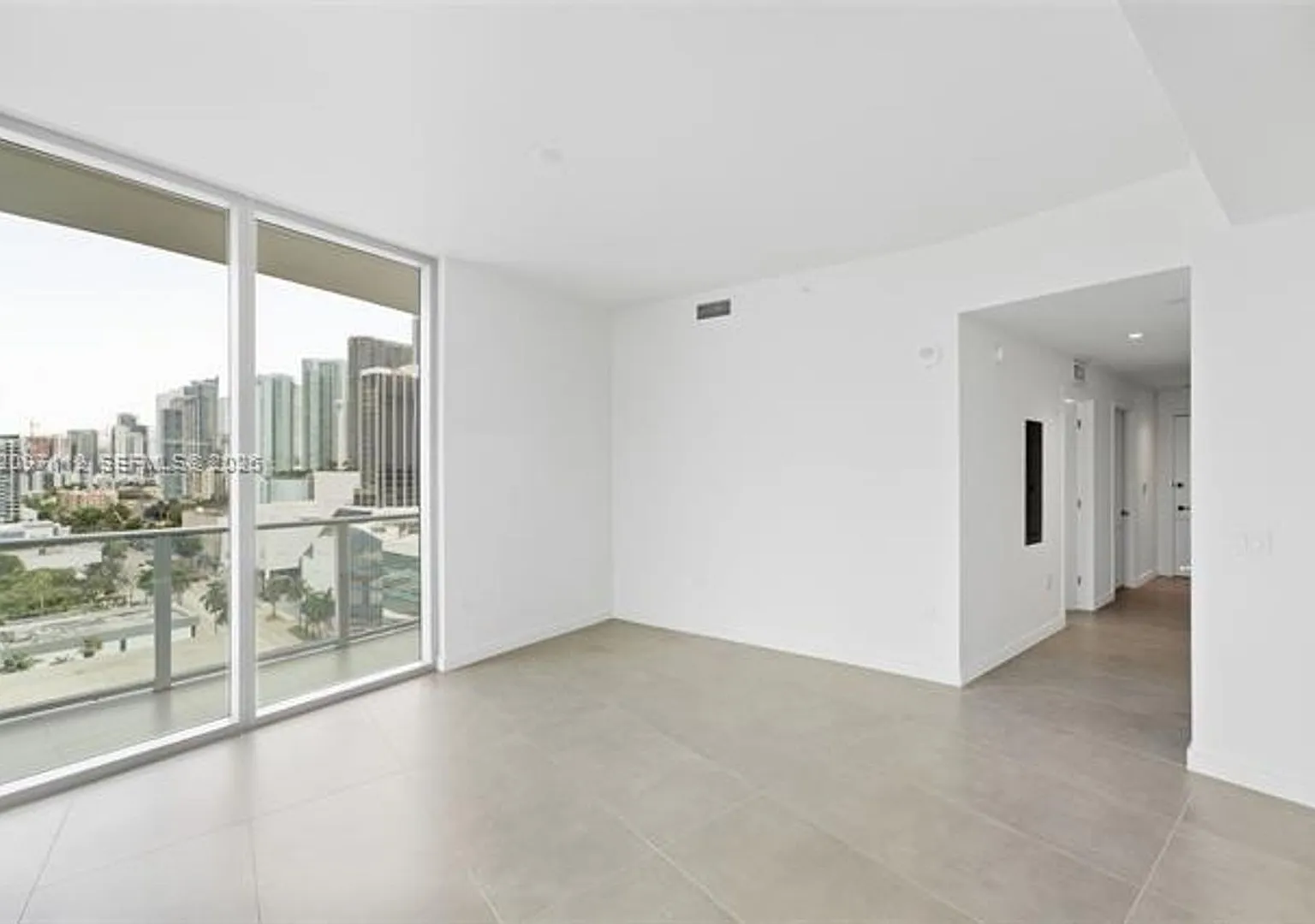 1400 Biscayne Blvd cu-1407, Miami, FL 33132 — Photo 4