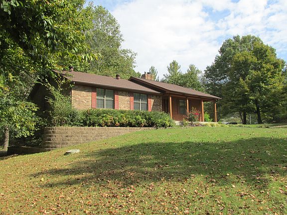 4th image of 801 Alton Dr