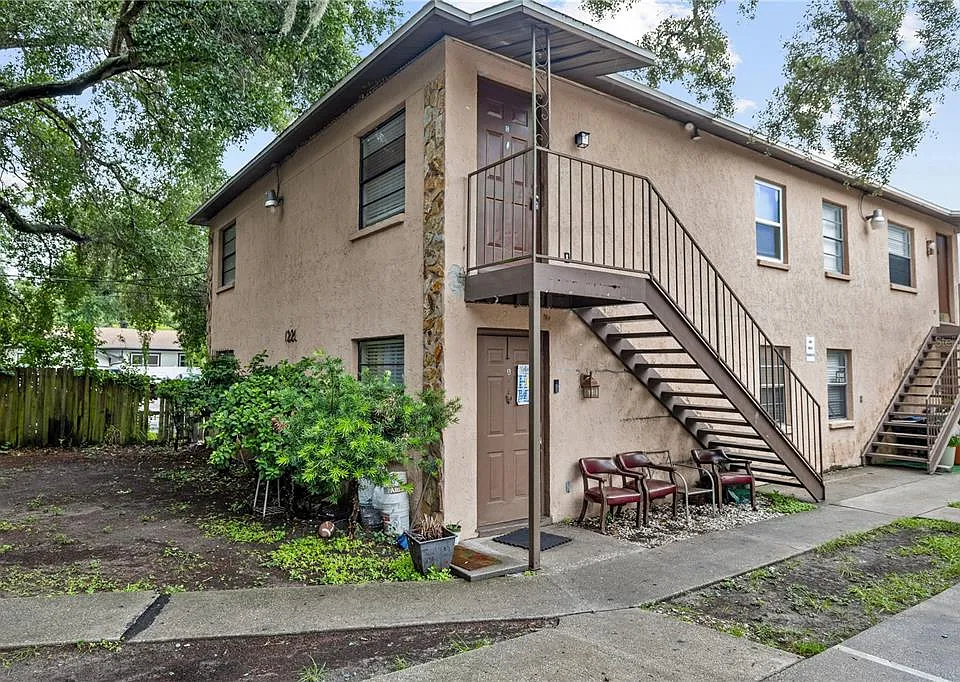 1221 E Mohawk Ave #C