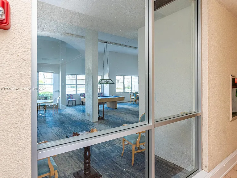 18071 Biscayne Blvd #603 — Photo 37