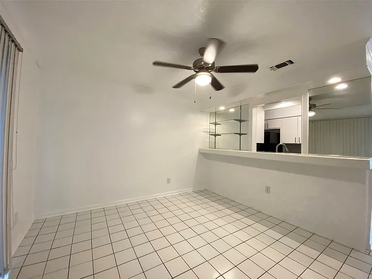 10682 Hazelhurst Dr #14 — Photo 8