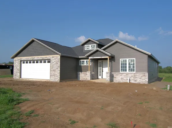 4787 N Baldwin Rd, North Webster, IN 46555