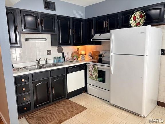 4th image of 1673 Mayenne Ct APT D
