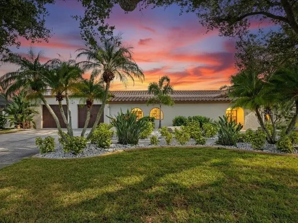 6349 Spanish Main Dr, Apollo Beach, FL 33572