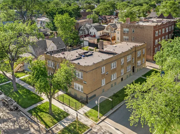 5800 W Iowa St 908-10 N Menard Chicago, IL 60651, 5800 W Iowa St #5802-2, Chicago, IL 60651