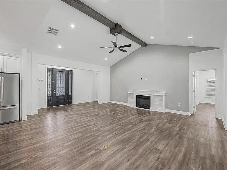 606 Royal Crest Dr — Photo 19