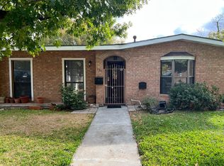 130 Winewood Dr, San Antonio, TX 78213